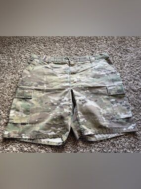 Propper Men's Multicam Cargo Shorts - Olive/Tan Camo